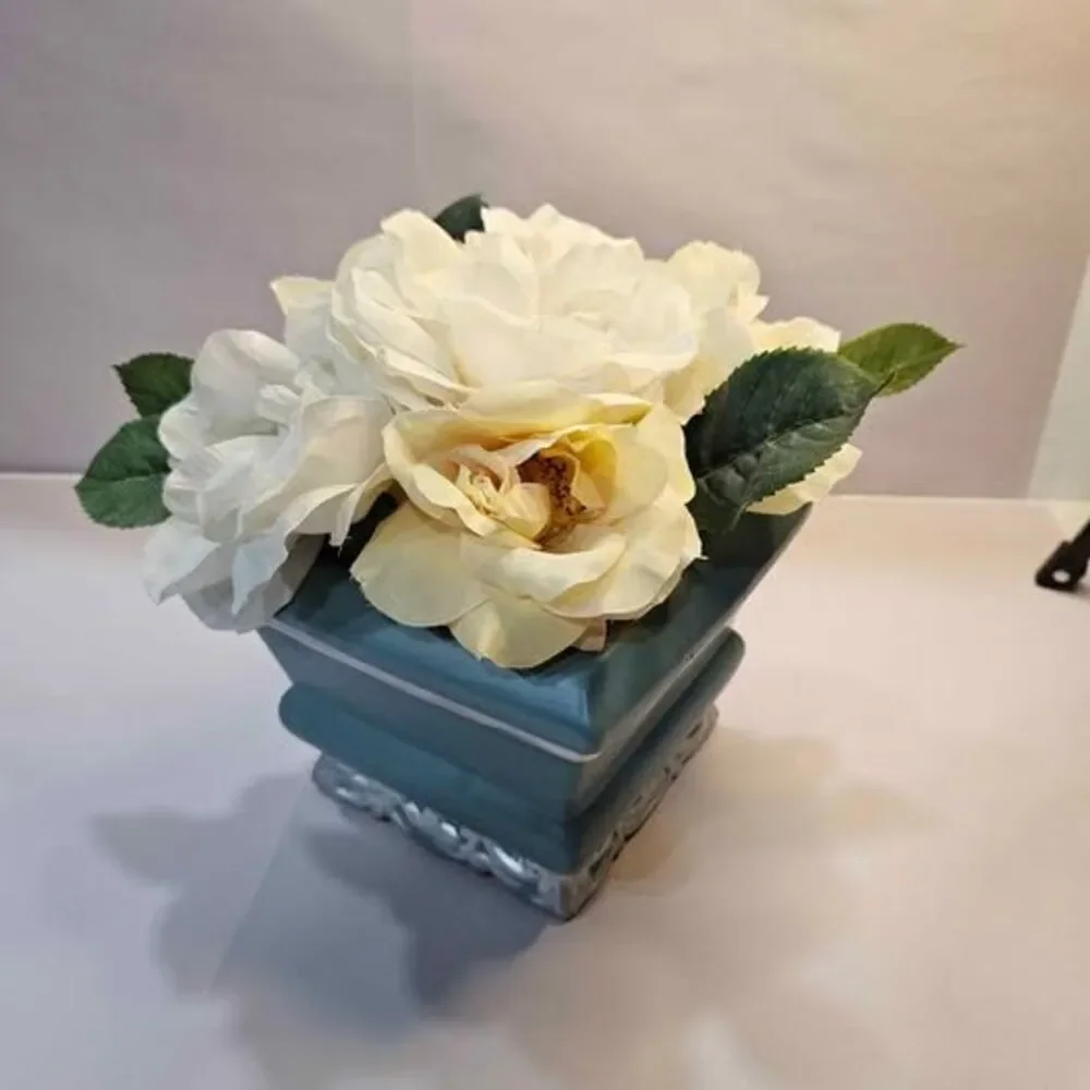 Artificial Rose Flower Arrangement in Teal Vase